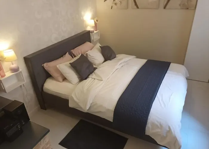 Leut Apartment