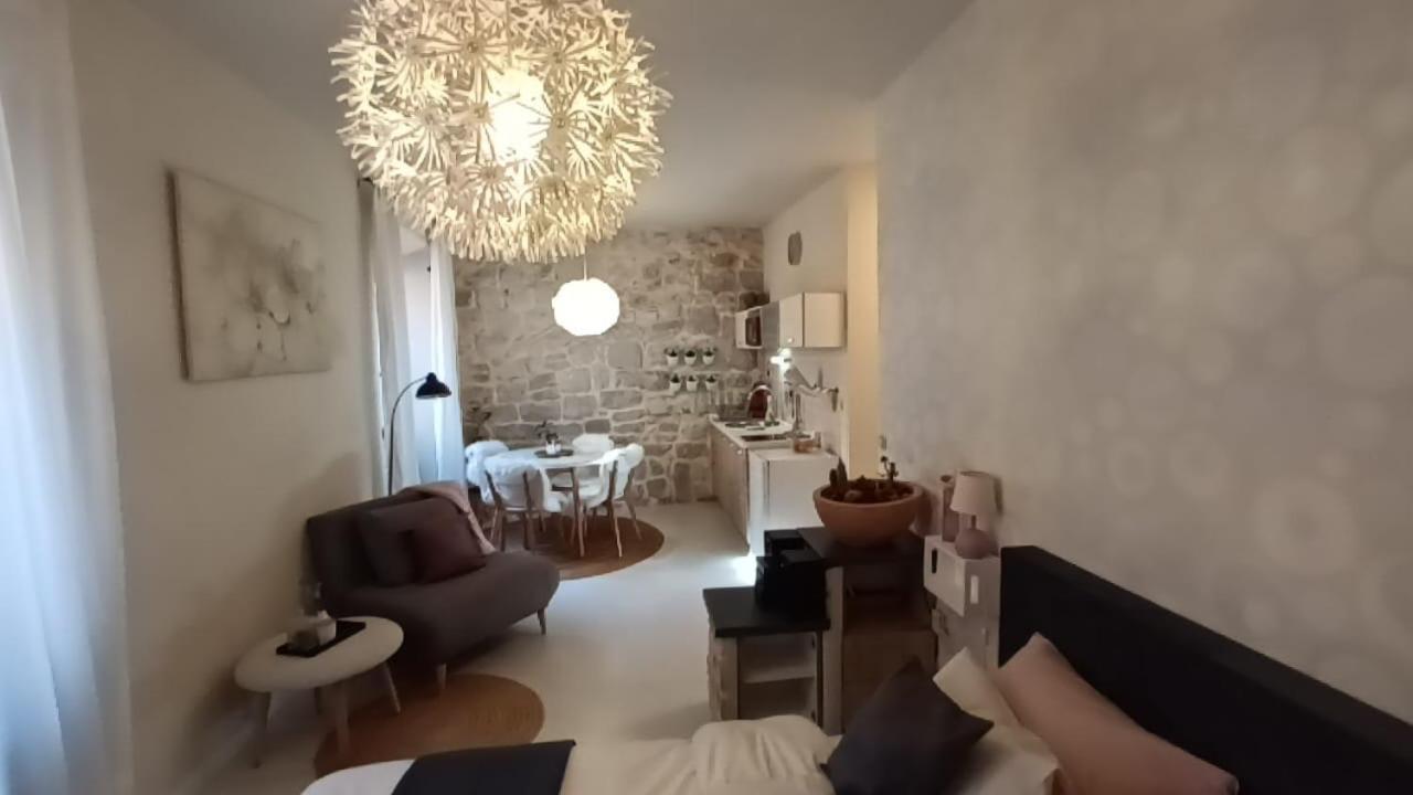 Leut Apartment *